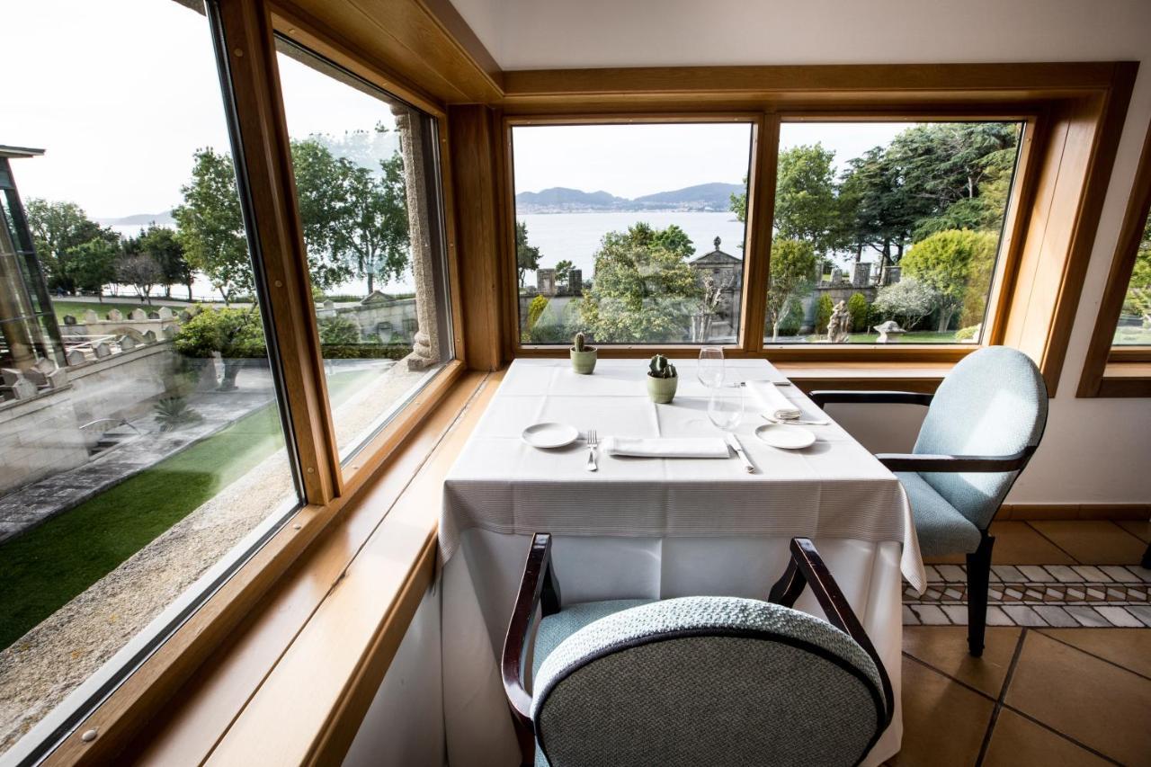 Pazo Los Escudos Hotel Spa & Resort Vigo Zewnętrze zdjęcie Restaurant "La Table du Lac"