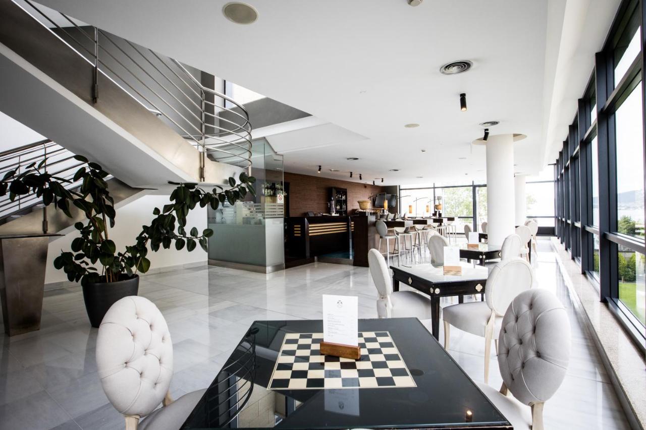 Pazo Los Escudos Hotel Spa & Resort Vigo Zewnętrze zdjęcie Interior of the hotel